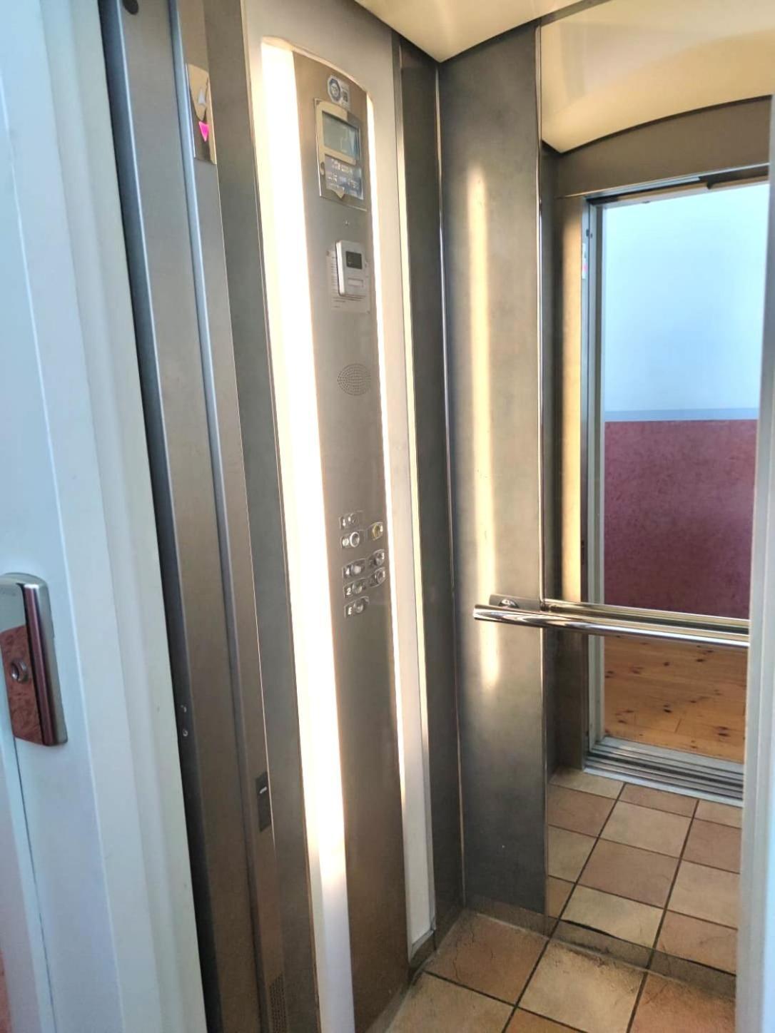 Modernes Apartment Im Herzen Leipzigs Екстериор снимка